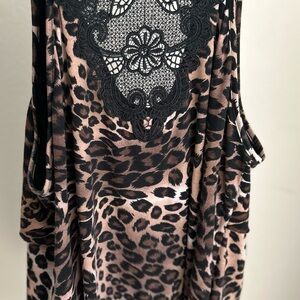 Size 4xl Julie’s Closet leopard tank